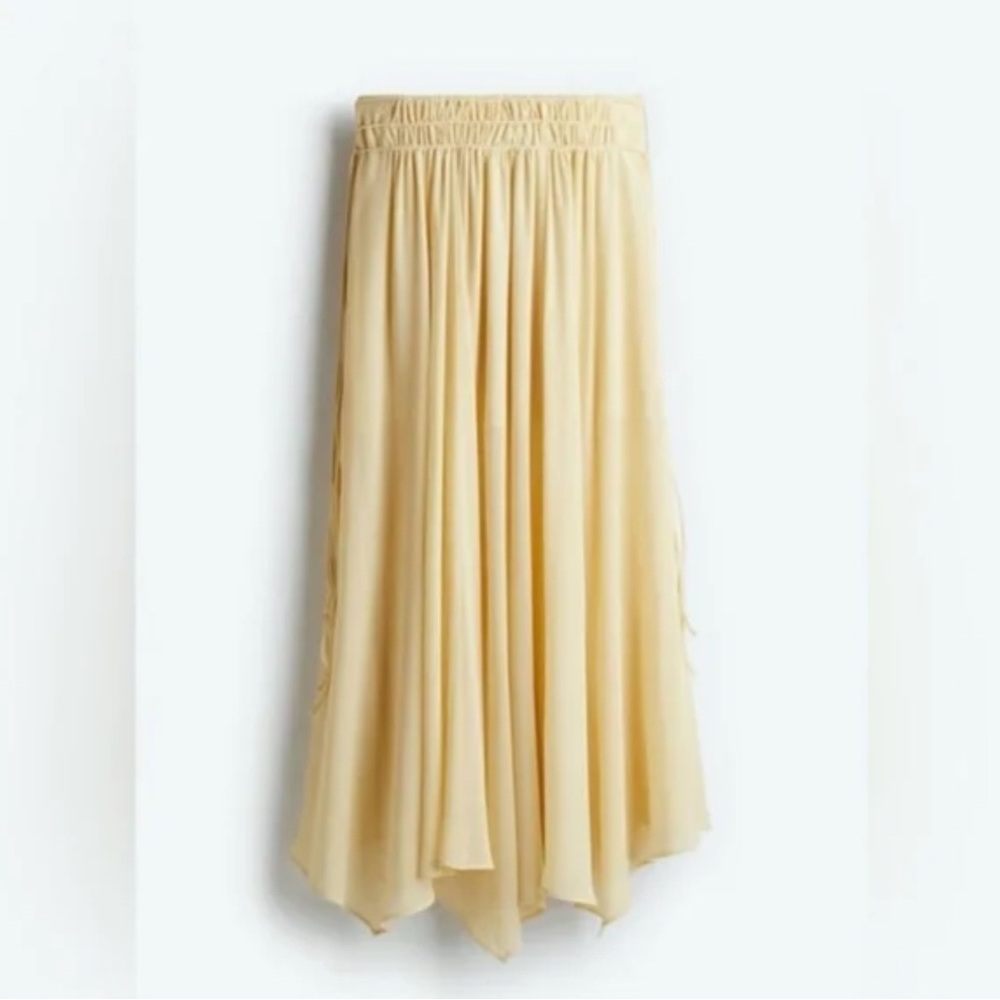 H&M S/S 2025 The STUDIO Chiffon Circle Skirt in Pale Yellow